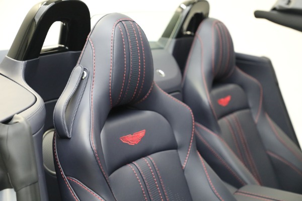 Used 2023 Aston Martin Vantage Roadster for sale Sold at Aston Martin of Greenwich in Greenwich CT 06830 23