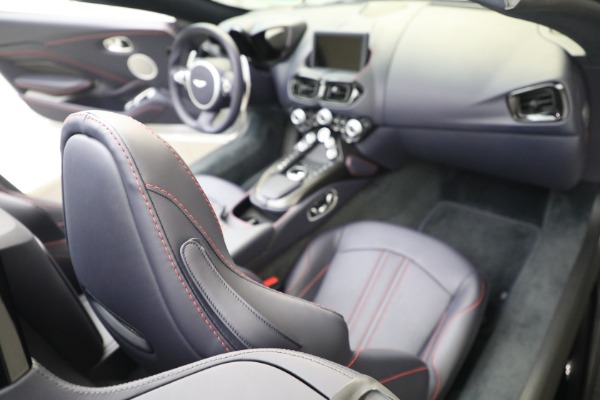 New 2023 Aston Martin Vantage for sale $213,186 at Aston Martin of Greenwich in Greenwich CT 06830 26