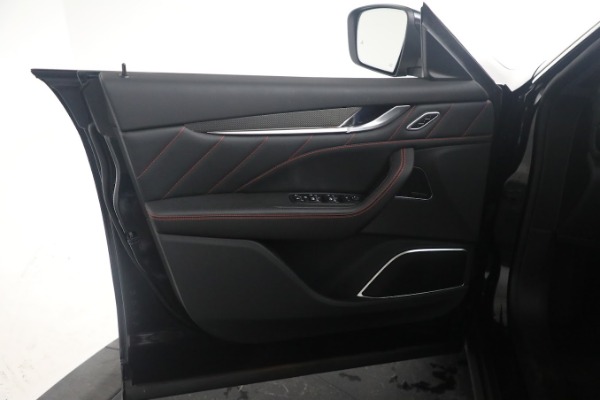 New 2023 Maserati Levante GT for sale $79,995 at Aston Martin of Greenwich in Greenwich CT 06830 27