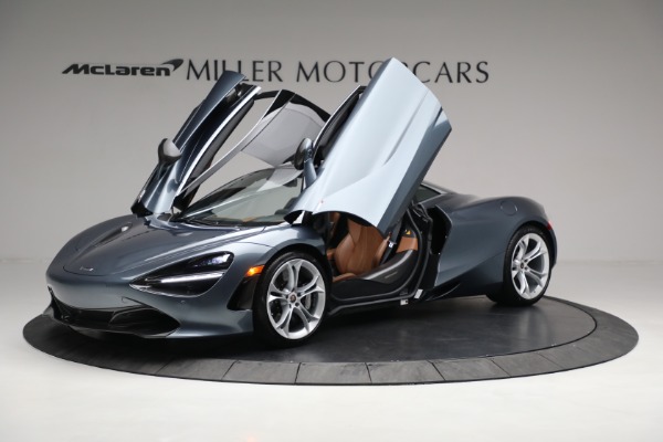 Used 2018 McLaren 720S Luxury for sale $269,900 at Aston Martin of Greenwich in Greenwich CT 06830 14