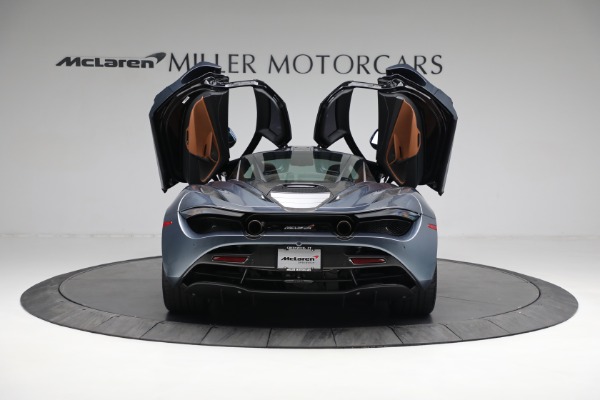 Used 2018 McLaren 720S Luxury for sale $269,900 at Aston Martin of Greenwich in Greenwich CT 06830 18