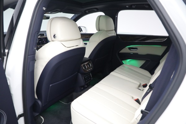 Used 2021 Bentley Bentayga Hybrid Hybrid for sale $189,900 at Aston Martin of Greenwich in Greenwich CT 06830 20