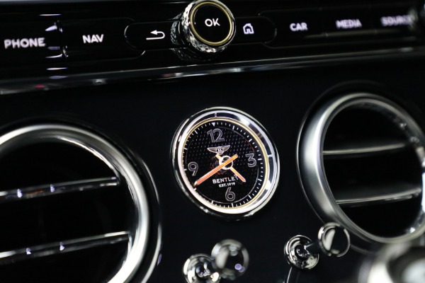 Used 2022 Bentley Continental GT Speed for sale $319,900 at Aston Martin of Greenwich in Greenwich CT 06830 21