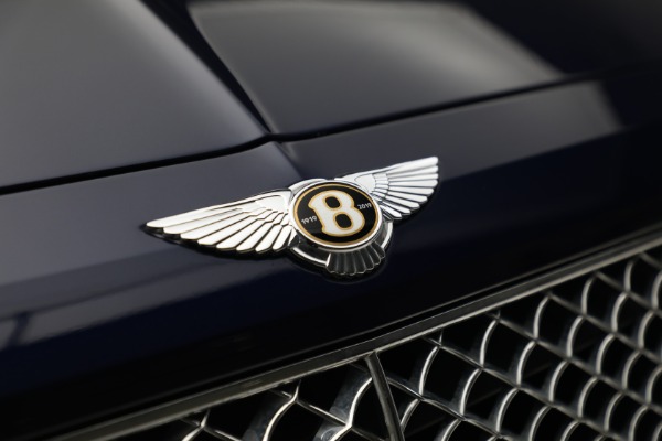 Used 2020 Bentley Bentayga V8 for sale Sold at Aston Martin of Greenwich in Greenwich CT 06830 15