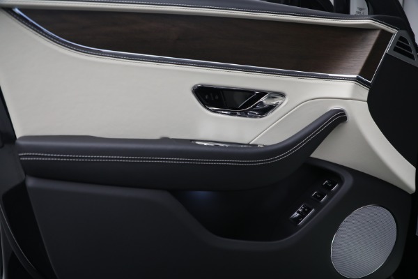 New 2023 Bentley Flying Spur Hybrid for sale Sold at Miller Motorcars Aston Martin in Greenwich CT 06830 17