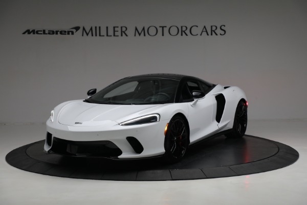 2023 McLaren GT