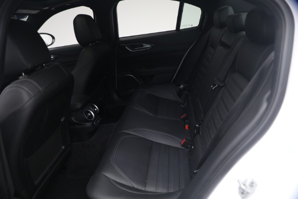 Used 2023 Alfa Romeo Giulia Estrema for sale $32,900 at Miller Motorcars Aston Martin in Greenwich CT 06830 17