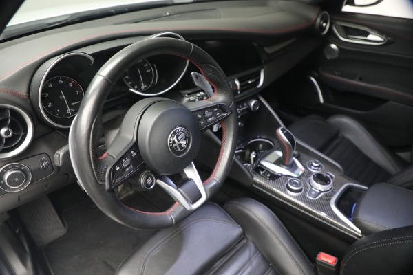 Used 2023 Alfa Romeo Giulia Estrema for sale $32,900 at Miller Motorcars Aston Martin in Greenwich CT 06830 21