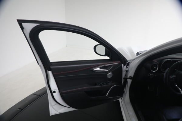 Used 2023 Alfa Romeo Giulia Estrema for sale $32,900 at Miller Motorcars Aston Martin in Greenwich CT 06830 23