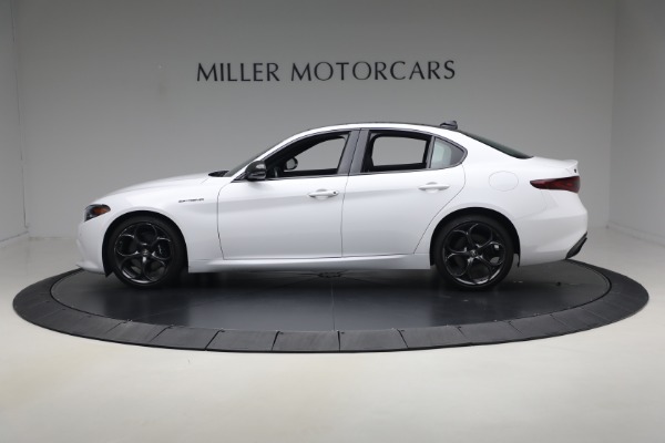 Used 2023 Alfa Romeo Giulia Estrema for sale $32,900 at Miller Motorcars Aston Martin in Greenwich CT 06830 3