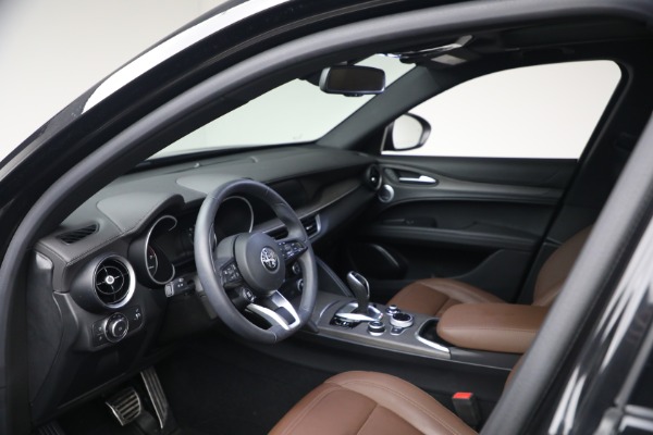 Used 2023 Alfa Romeo Stelvio Ti for sale $32,900 at Miller Motorcars Aston Martin in Greenwich CT 06830 16