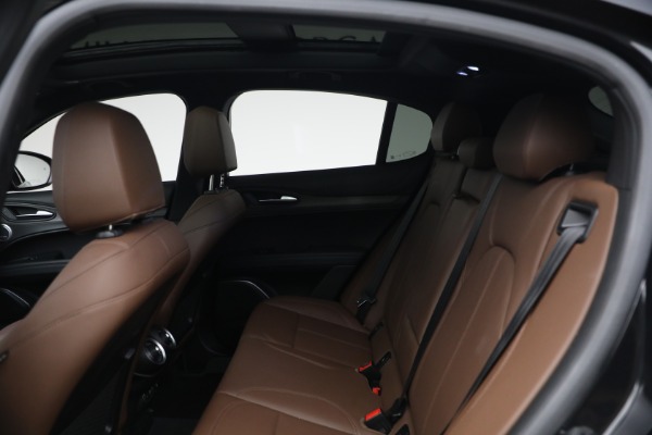Used 2023 Alfa Romeo Stelvio Ti for sale $32,900 at Miller Motorcars Aston Martin in Greenwich CT 06830 20