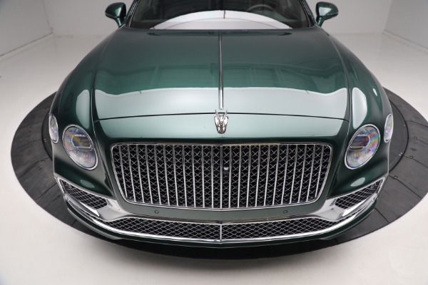 Used 2022 Bentley Flying Spur Hybrid for sale $214,900 at Aston Martin of Greenwich in Greenwich CT 06830 15