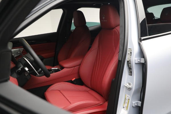 New 2023 Maserati Grecale Modena for sale Sold at Miller Motorcars Aston Martin in Greenwich CT 06830 13