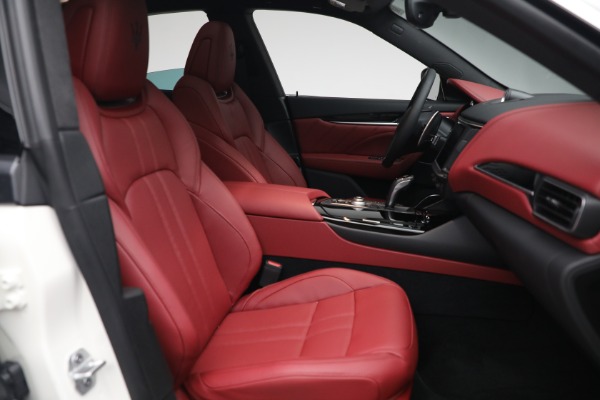 New 2023 Maserati Levante GT for sale Sold at Aston Martin of Greenwich in Greenwich CT 06830 20