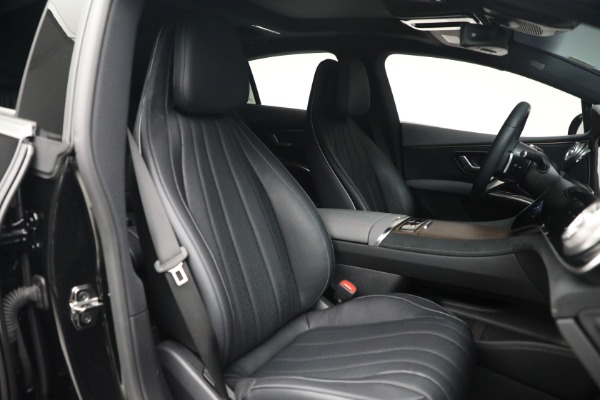 Used 2022 Mercedes-Benz EQS EQS 580 4MATIC for sale Sold at Miller Motorcars Aston Martin in Greenwich CT 06830 17