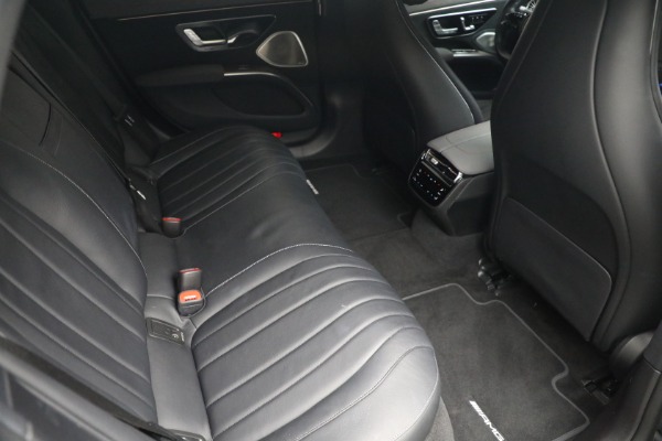 Used 2022 Mercedes-Benz EQS EQS 580 4MATIC for sale Sold at Miller Motorcars Aston Martin in Greenwich CT 06830 19