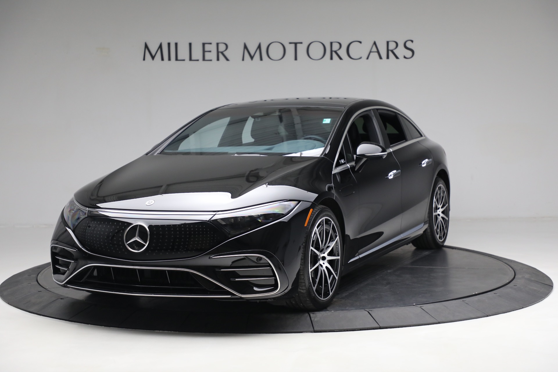 Used 2022 Mercedes-Benz EQS EQS 580 4MATIC for sale Sold at Miller Motorcars Aston Martin in Greenwich CT 06830 1