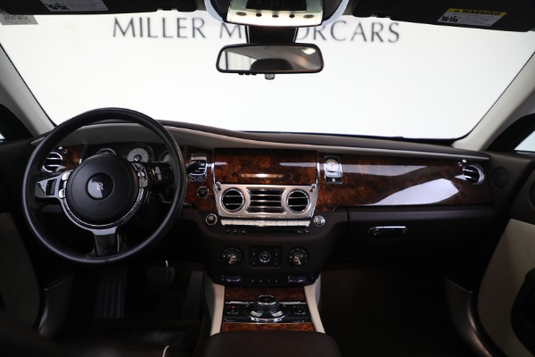 Used 2014 Rolls-Royce Wraith for sale $158,900 at Aston Martin of Greenwich in Greenwich CT 06830 4