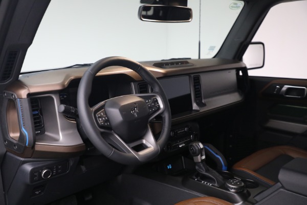 Used 2022 Ford Bronco Outer Banks Advanced for sale Sold at Miller Motorcars Aston Martin in Greenwich CT 06830 13