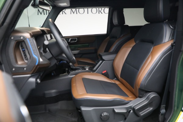 Used 2022 Ford Bronco Outer Banks Advanced for sale Sold at Miller Motorcars Aston Martin in Greenwich CT 06830 14