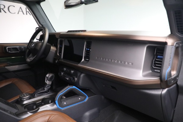 Used 2022 Ford Bronco Outer Banks Advanced for sale Sold at Miller Motorcars Aston Martin in Greenwich CT 06830 18
