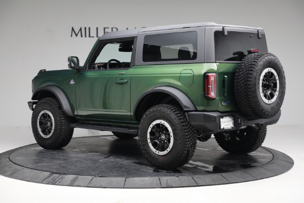 Used 2022 Ford Bronco Outer Banks Advanced for sale Sold at Miller Motorcars Aston Martin in Greenwich CT 06830 4