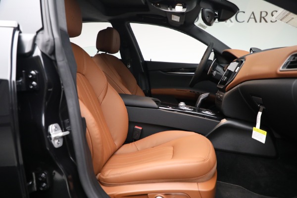 New 2023 Maserati Ghibli Modena Q4 for sale Sold at Aston Martin of Greenwich in Greenwich CT 06830 14