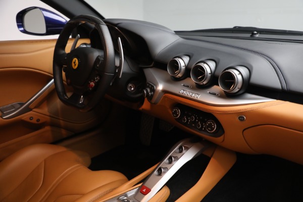 Used 2015 Ferrari F12 Berlinetta for sale Sold at Aston Martin of Greenwich in Greenwich CT 06830 17