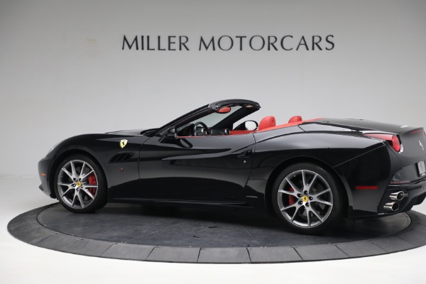 Used 2013 Ferrari California 30 for sale Sold at Aston Martin of Greenwich in Greenwich CT 06830 4