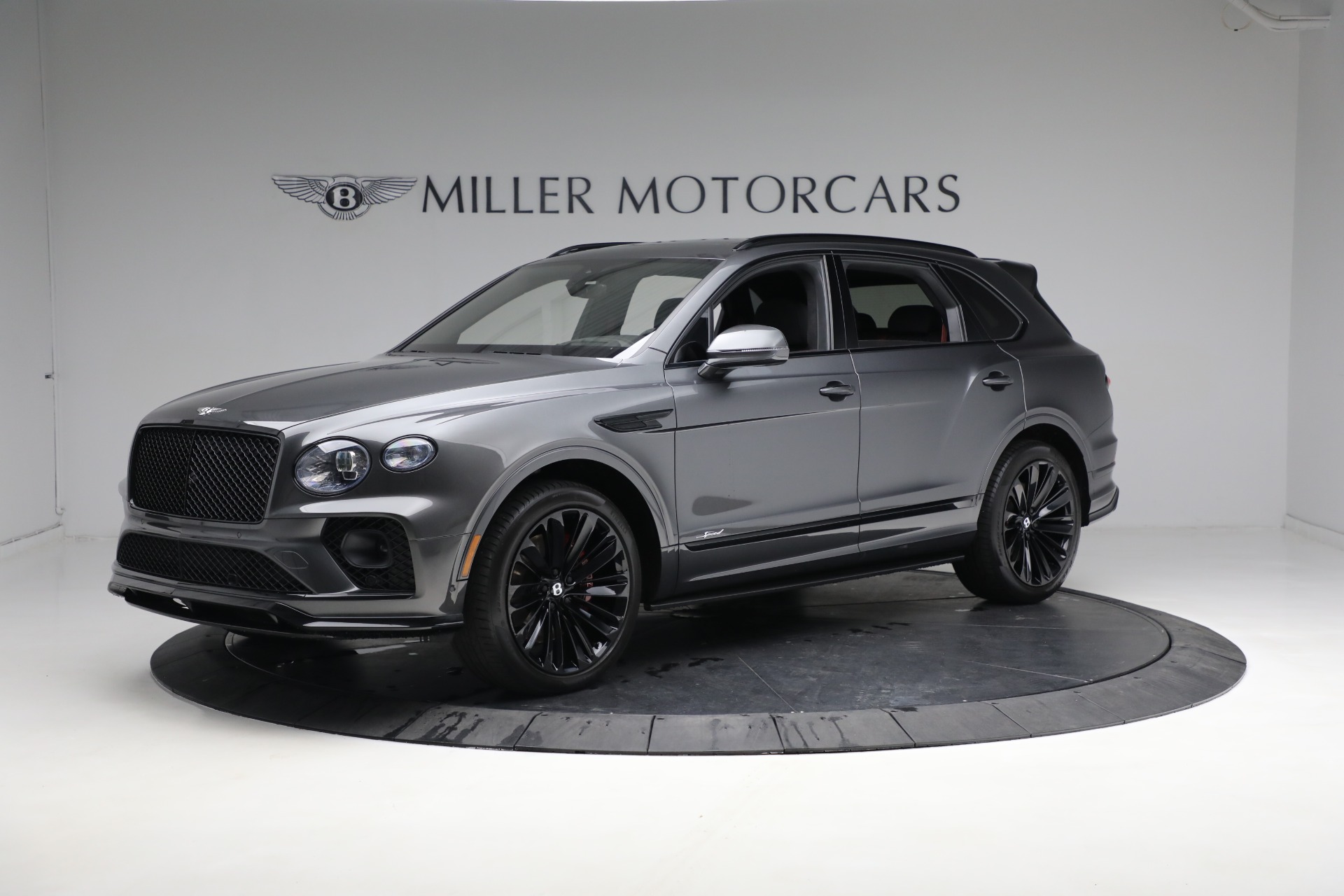 Used 2021 Bentley Bentayga Speed for sale $189,900 at Aston Martin of Greenwich in Greenwich CT 06830 1