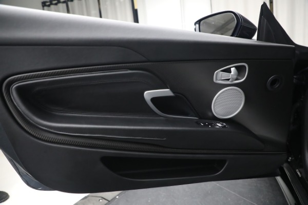 Used 2019 Aston Martin DB11 Volante for sale $141,900 at Aston Martin of Greenwich in Greenwich CT 06830 22
