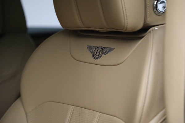 Used 2020 Bentley Bentayga V8 for sale Call for price at Aston Martin of Greenwich in Greenwich CT 06830 18