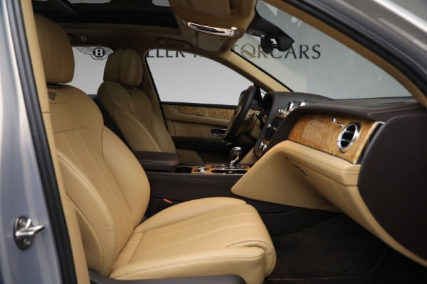 Used 2020 Bentley Bentayga V8 for sale Call for price at Aston Martin of Greenwich in Greenwich CT 06830 24