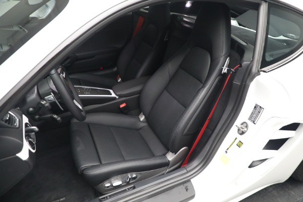 Used 2022 Porsche 718 Cayman S for sale $91,900 at Aston Martin of Greenwich in Greenwich CT 06830 15