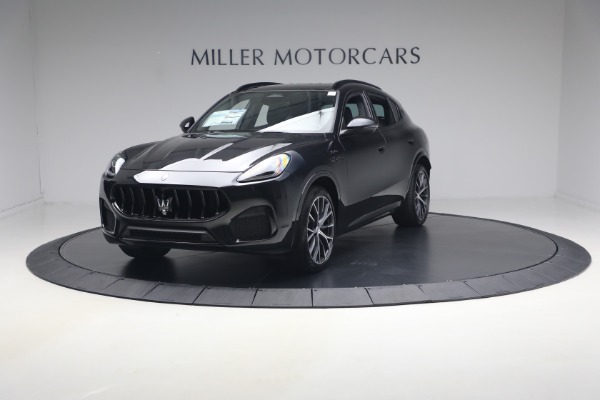 Used 2023 Maserati Grecale GT for sale $40,900 at Miller Motorcars Aston Martin in Greenwich CT 06830 2