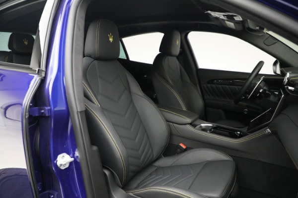New 2023 Maserati Grecale Modena for sale $72,900 at Aston Martin of Greenwich in Greenwich CT 06830 15