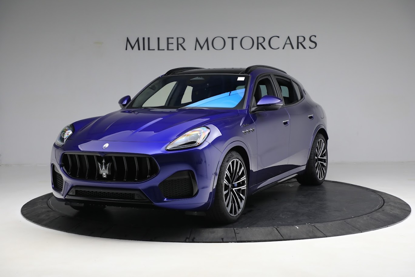 New 2023 Maserati Grecale Modena for sale $72,900 at Aston Martin of Greenwich in Greenwich CT 06830 1