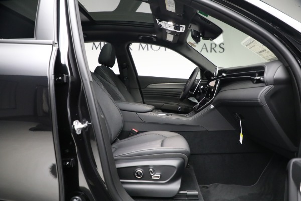 New 2023 Maserati Grecale GT for sale Sold at Miller Motorcars Aston Martin in Greenwich CT 06830 18