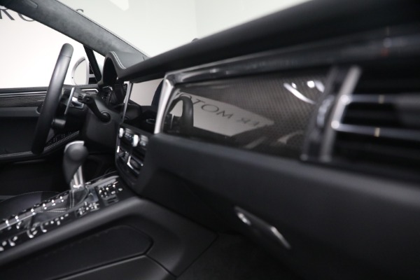 Used 2021 Porsche Macan Turbo for sale $84,900 at Aston Martin of Greenwich in Greenwich CT 06830 19