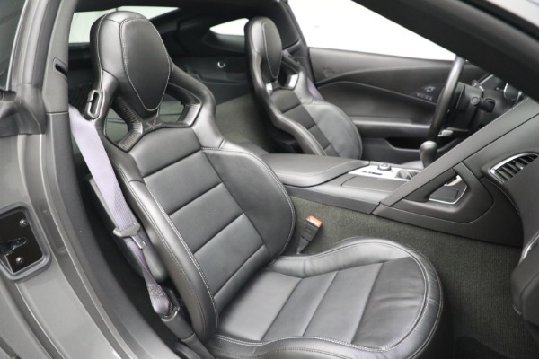 Used 2015 Chevrolet Corvette Z06 for sale $79,900 at Aston Martin of Greenwich in Greenwich CT 06830 17