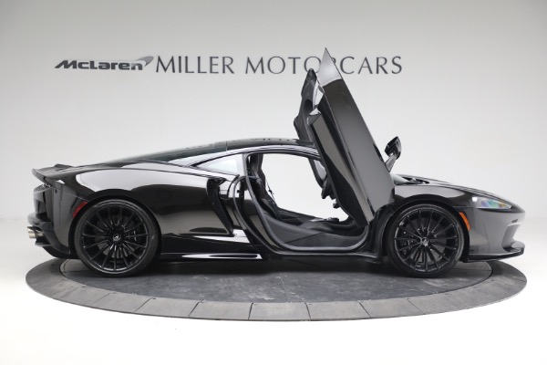 Used 2021 McLaren GT Luxe for sale $195,900 at Aston Martin of Greenwich in Greenwich CT 06830 21