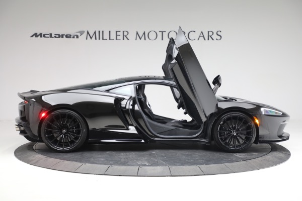 Used 2021 McLaren GT Luxe for sale $195,900 at Aston Martin of Greenwich in Greenwich CT 06830 22