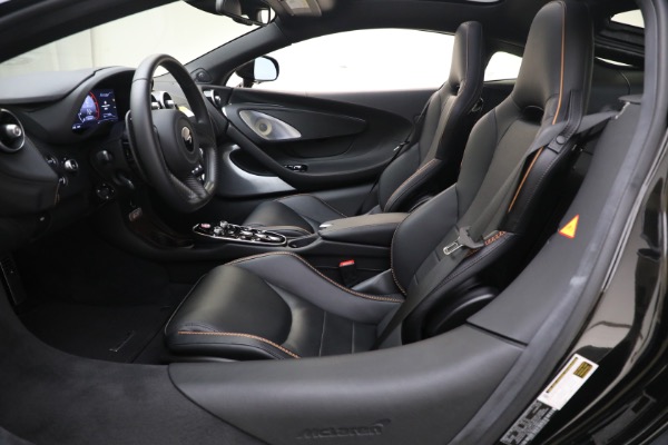 Used 2021 McLaren GT Luxe for sale $195,900 at Aston Martin of Greenwich in Greenwich CT 06830 27