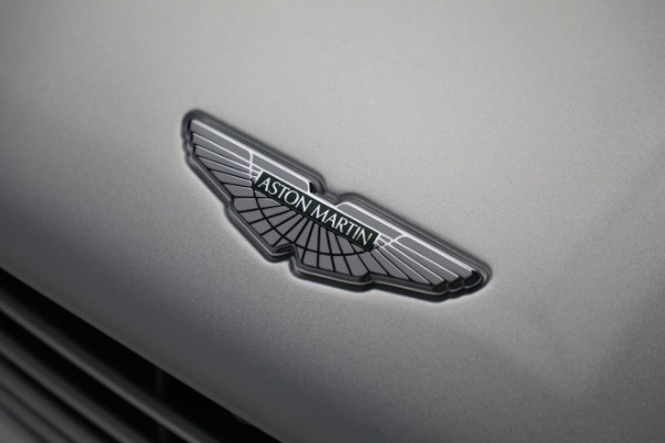Used 2019 Aston Martin DB11 V8 for sale $122,900 at Aston Martin of Greenwich in Greenwich CT 06830 27