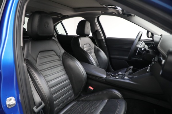 Used 2019 Alfa Romeo Giulia Ti Sport Carbon for sale $34,900 at Aston Martin of Greenwich in Greenwich CT 06830 19