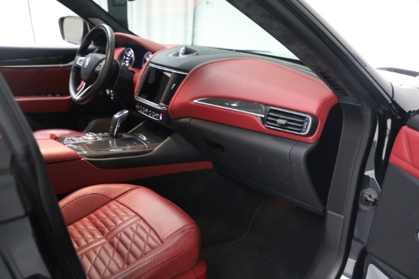 Used 2021 Maserati Levante Trofeo for sale $114,900 at Aston Martin of Greenwich in Greenwich CT 06830 18