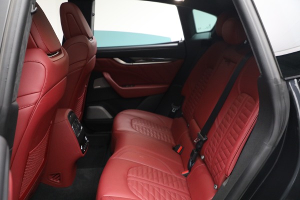 Used 2021 Maserati Levante Trofeo for sale $114,900 at Aston Martin of Greenwich in Greenwich CT 06830 27