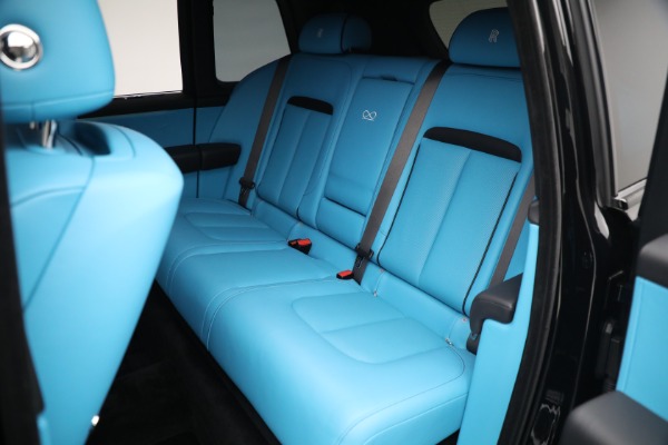 Used 2022 Rolls-Royce Black Badge Cullinan for sale $395,900 at Aston Martin of Greenwich in Greenwich CT 06830 17
