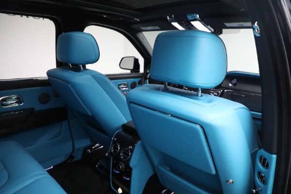 Used 2022 Rolls-Royce Black Badge Cullinan for sale $395,900 at Aston Martin of Greenwich in Greenwich CT 06830 22